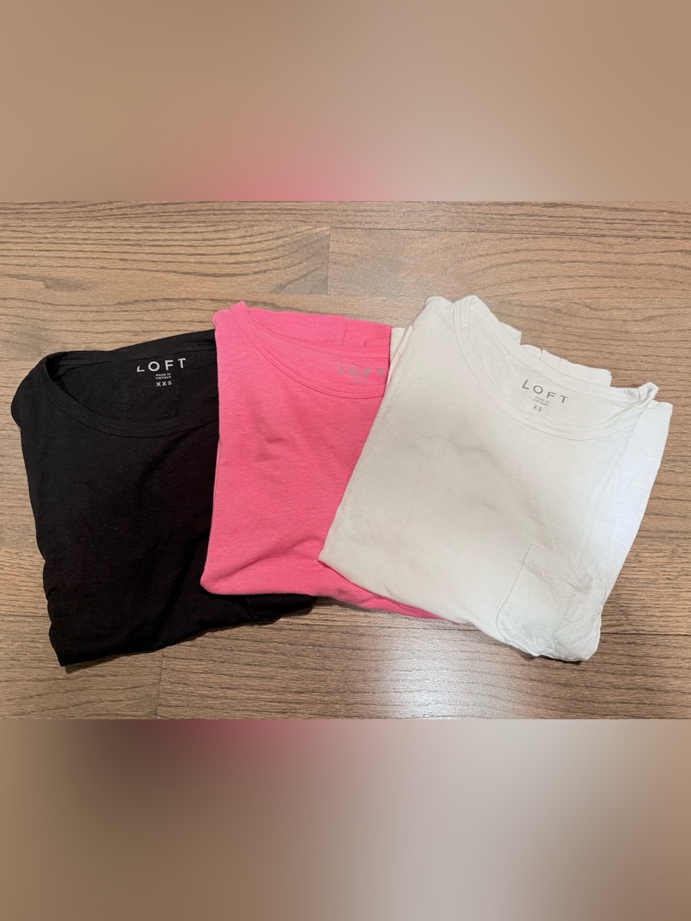 3 Perfect Loft Incredibly soft Pockets T-Shirts